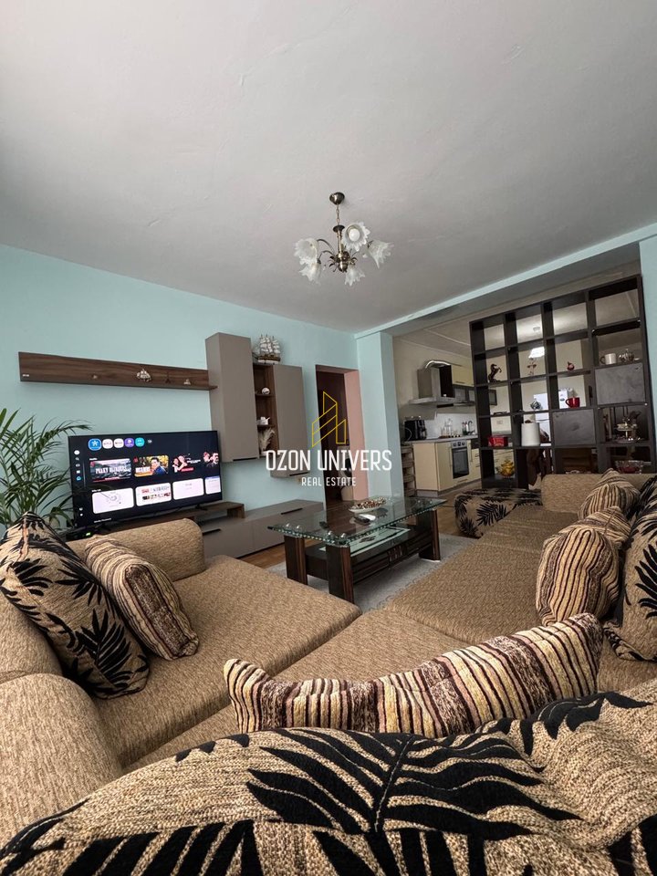 Apartament 1+1 për Qira, tek Stadiumi Dinamo!