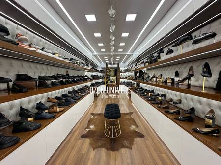 Negozio di Scarpe in Vendita, Myslym Shyr!