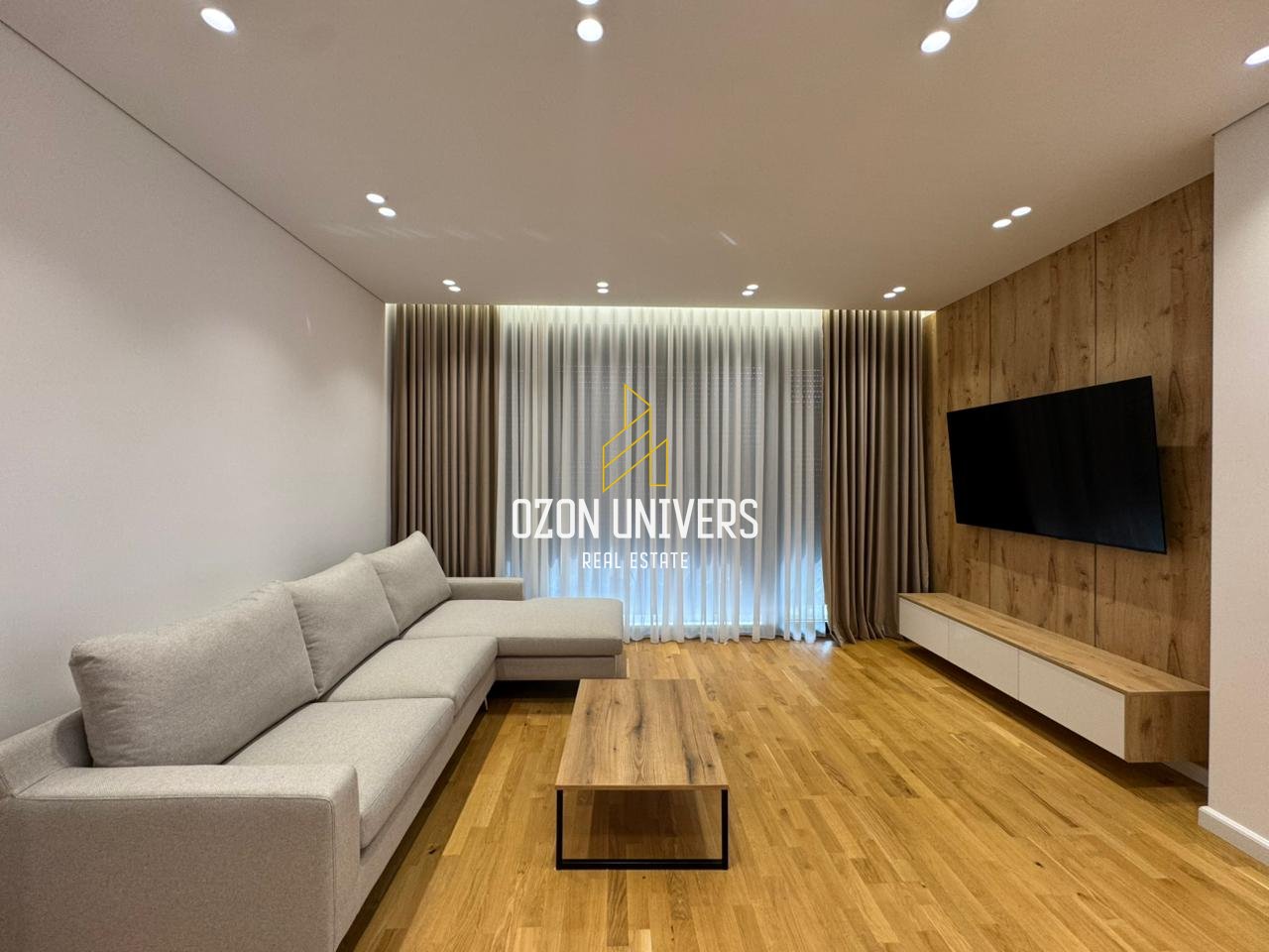 Vilë moderne për qira pranë TEG!