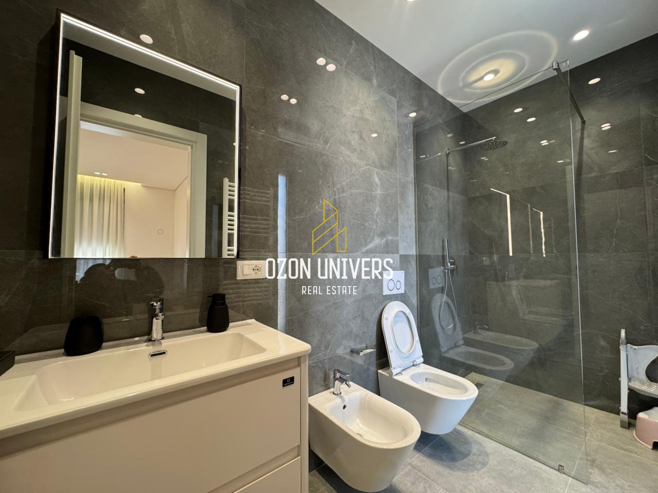 Villa moderna in affitto vicino a TEG!