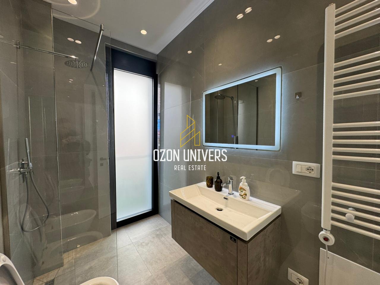 Villa moderna in affitto vicino a TEG!