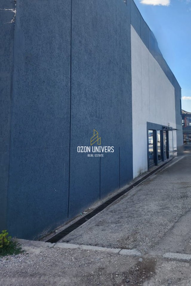 Capannone in affitto, sull'autostrada Tirana-Durazzo, vicino a Casa Italia!