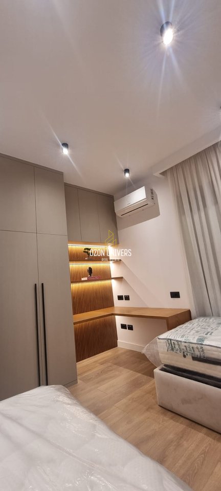 Apartament 2+1+parkim për qira, tek Oxhaku, përballë UET!