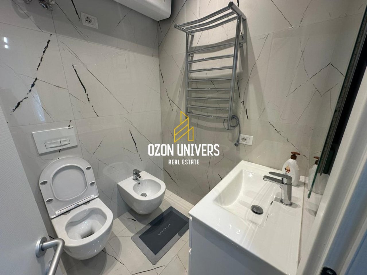 Apartament 2+1 për qira, tek Bulevardi i Ri