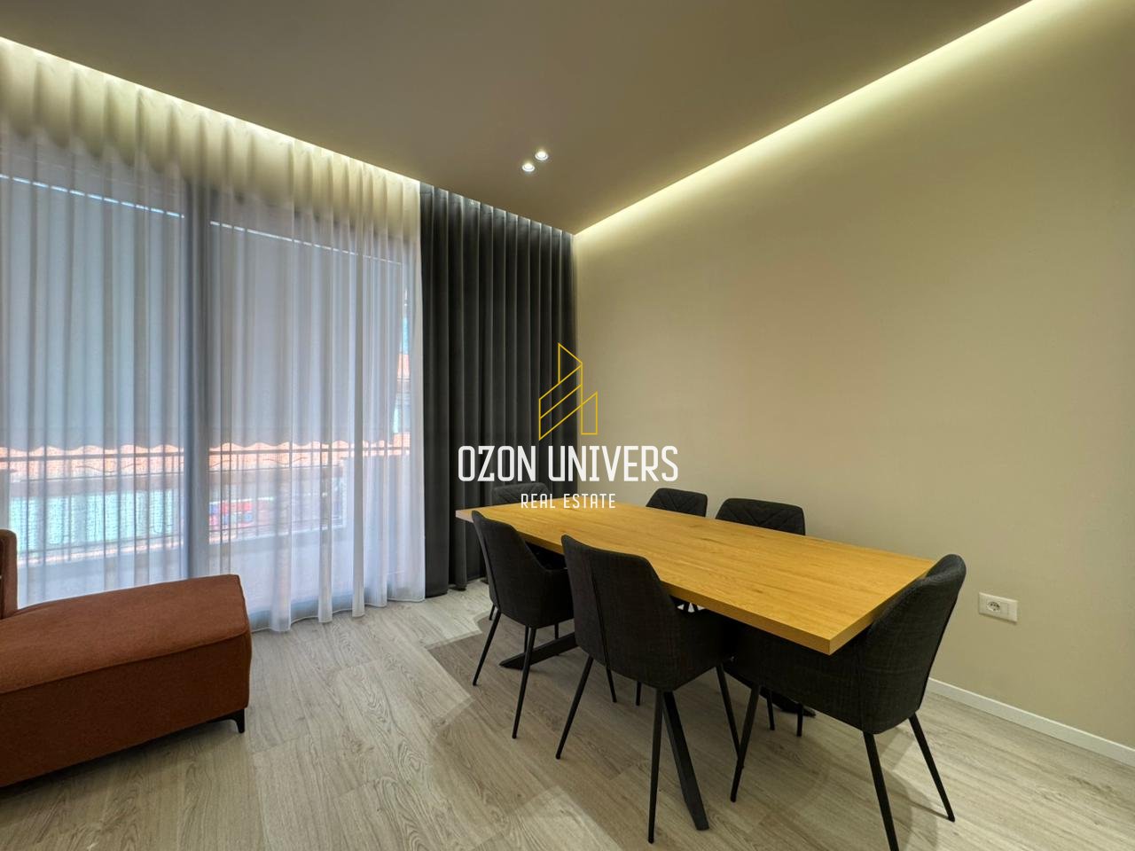2+1 Apartment with Parking at Delijorgji Complex, Kavaja Street!