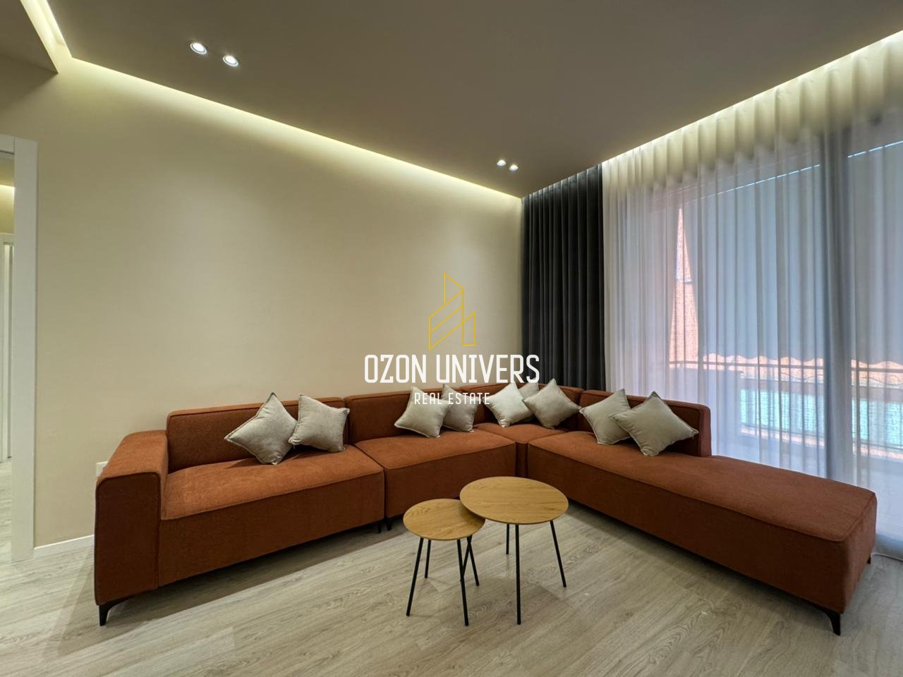 2+1 Apartment with Parking at Delijorgji Complex, Kavaja Street!