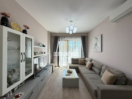 Apartment 2+1 for rent at 21 Dhjetori!