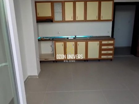 Apartament 1+1+verandë për qira, Astir !