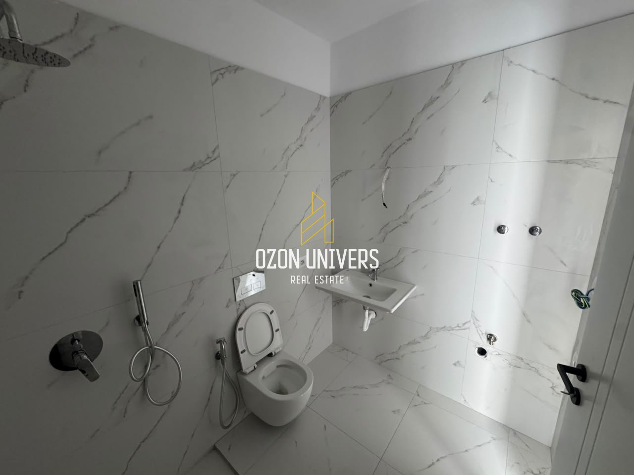Appartamento 1+1 in vendita , Sarandë , con vista sul mare !