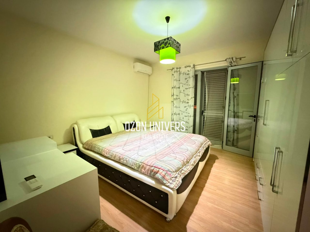 Apartament 3+1+2 për qira ( kat vile ), Laprakë, Rruga Dritan Hoxha.