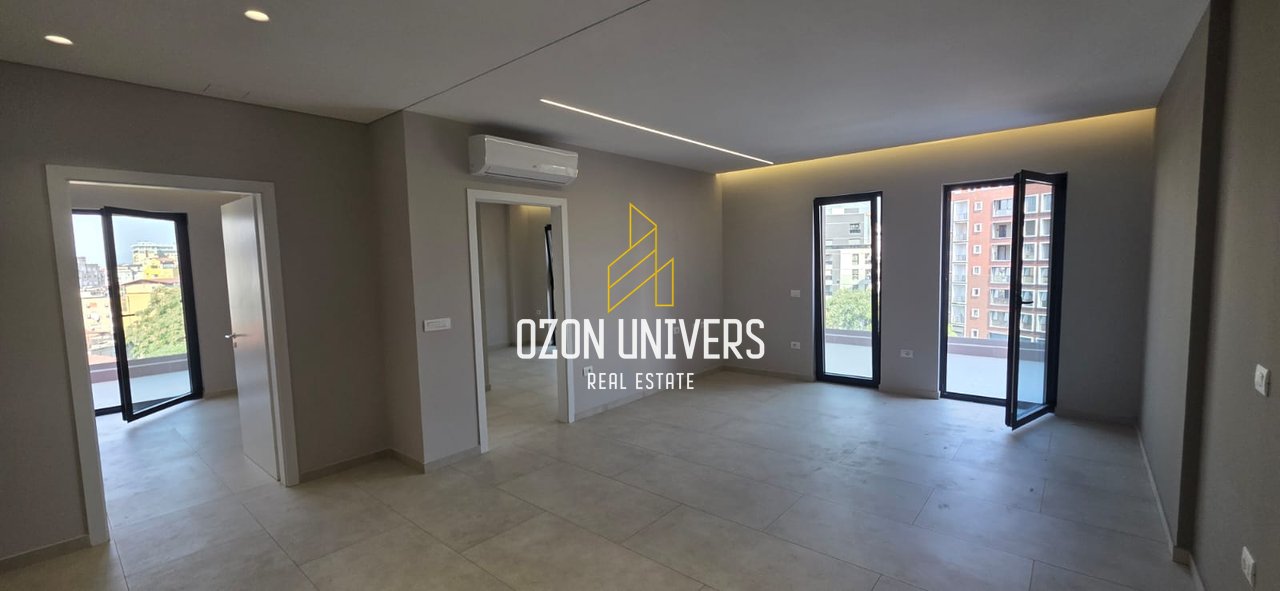 2 Apartments for rent for business, at Galeria Roma, Kavaja Street!