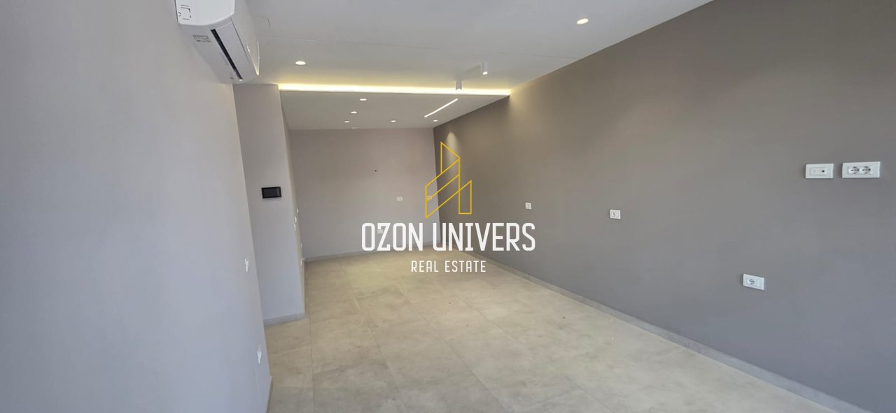 2 Apartments for rent for business, at Galeria Roma, Kavaja Street!