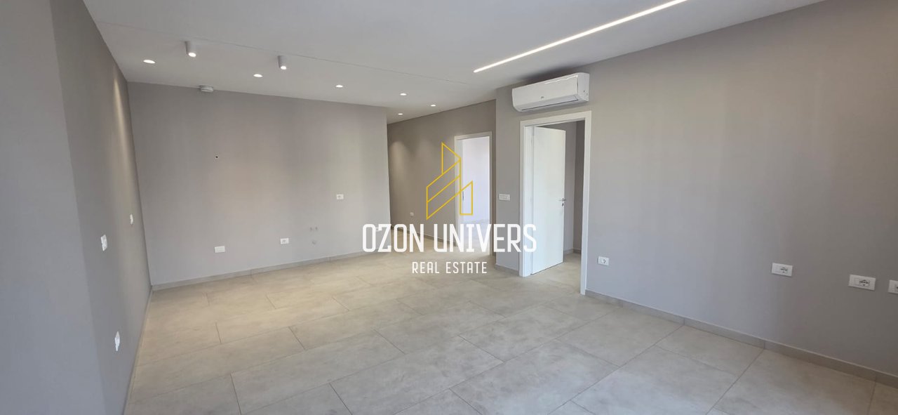 2 Apartments for rent for business, at Galeria Roma, Kavaja Street!