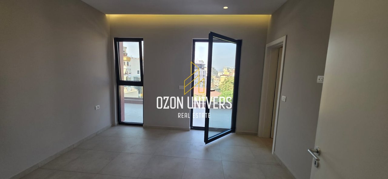 2 Apartments for rent for business, at Galeria Roma, Kavaja Street!