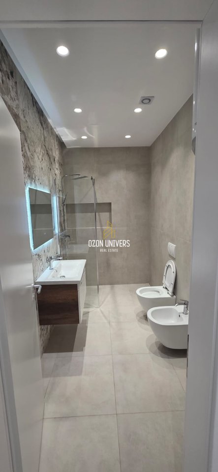 2 Apartments for rent for business, at Galeria Roma, Kavaja Street!