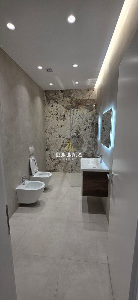 2 Apartments for rent for business, at Galeria Roma, Kavaja Street!