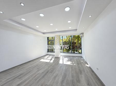 Business premises for rent at the former Exhibition!

