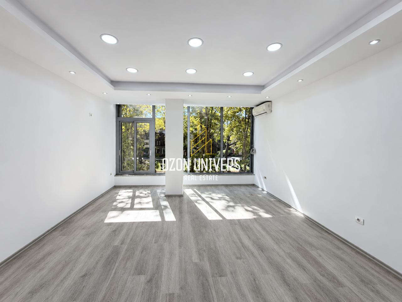 Business premises for rent at the former Exhibition!
