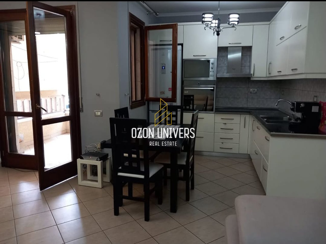 Appartamento 2+1 con parcheggio in vendita, vicino al Giardino Botanico!