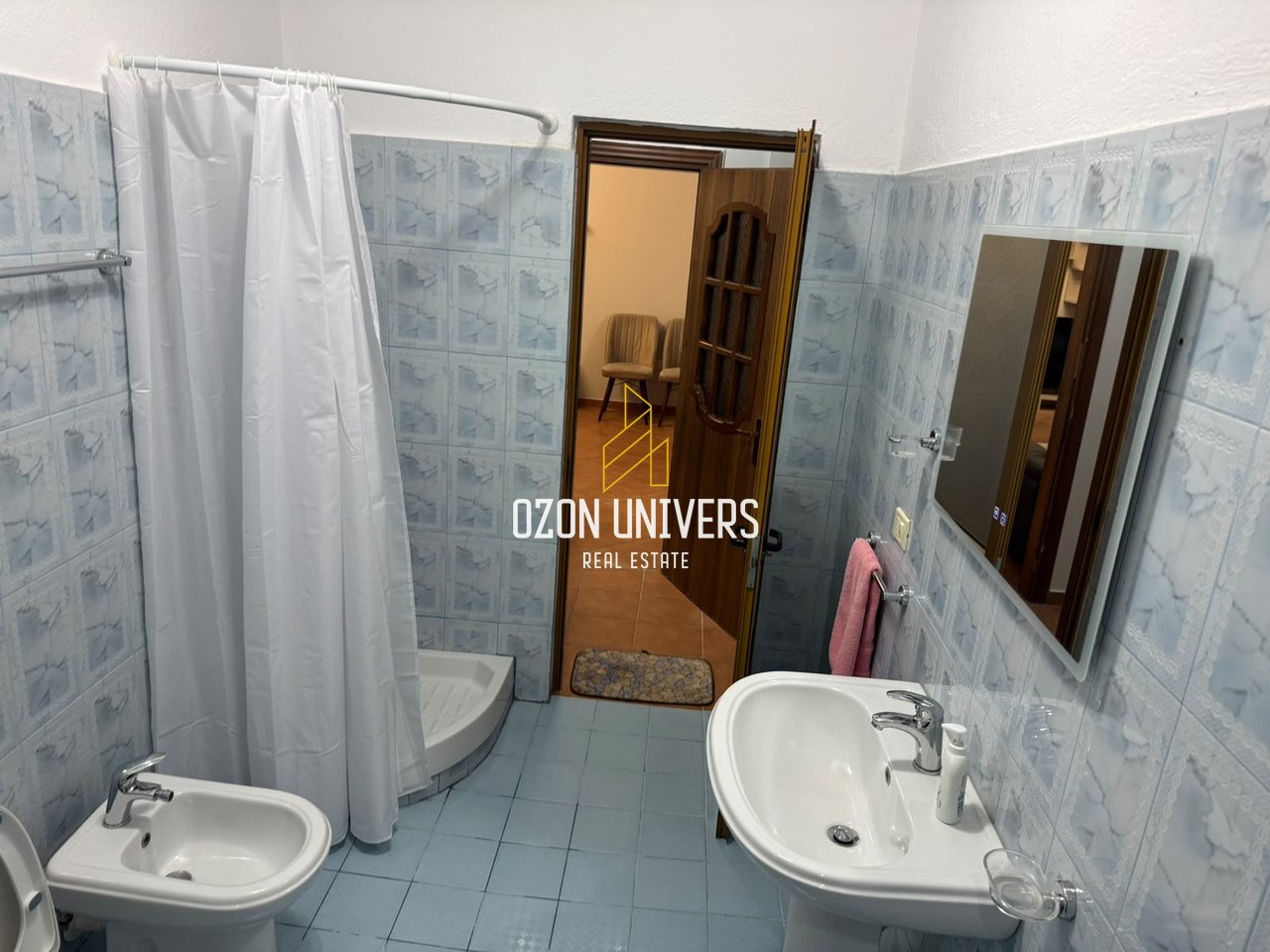 Apartament 1+1 për qira në Kinostudio!