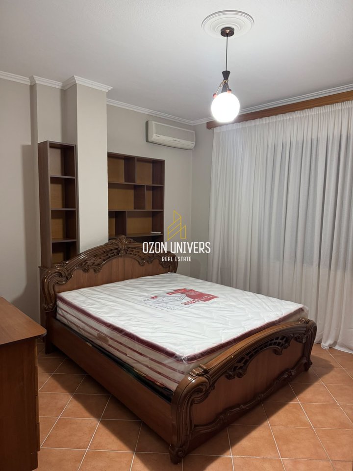 Apartament 1+1 për qira në Kinostudio!