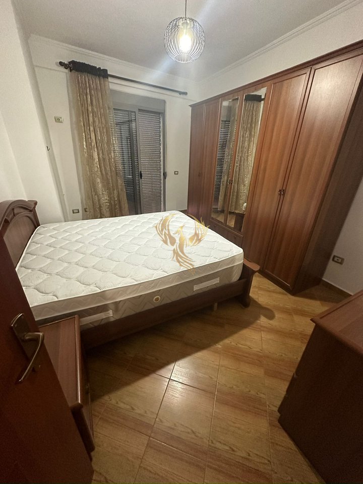 Appartamento 2+1+2 in affitto a Xhamlliku