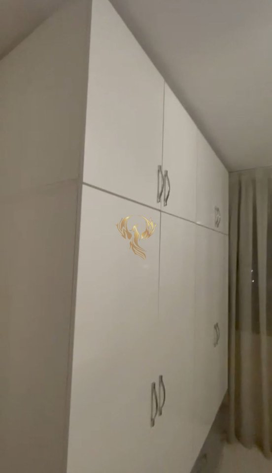 Jepet me qera apartament 3+1 i mobiluar ne Laprake prane Intesa San Paolo Bank
