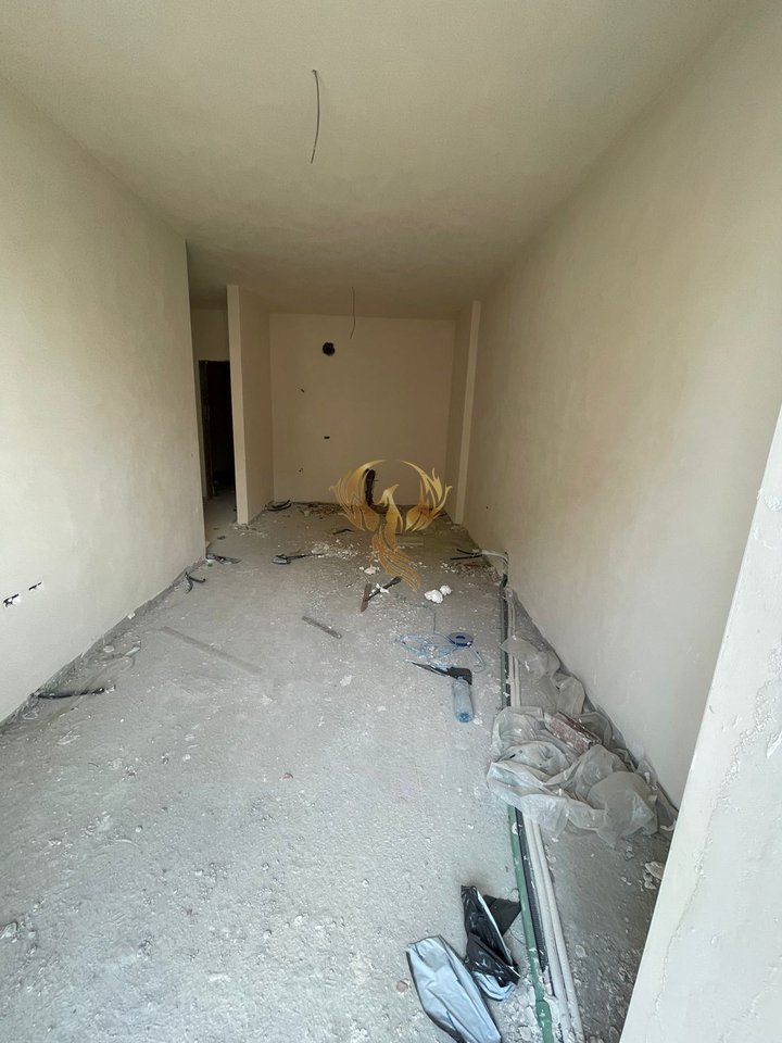 Shitet apartament 1+1 ne Laprake