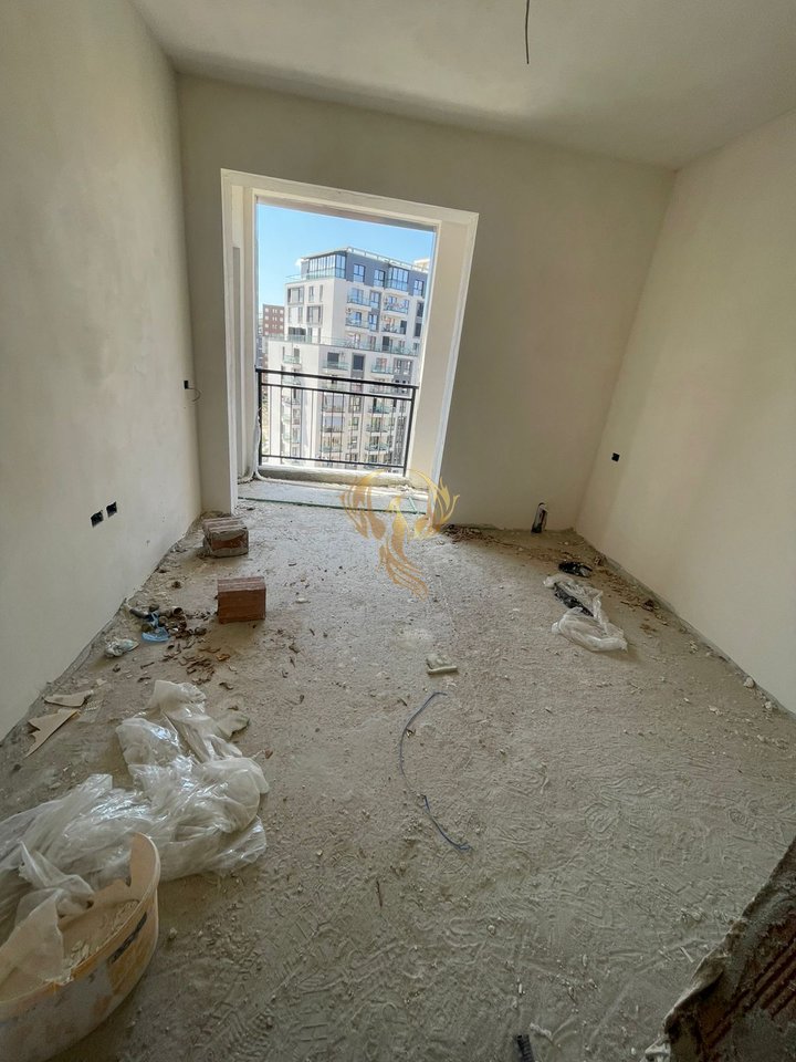 Shitet apartament 1+1 ne Laprake