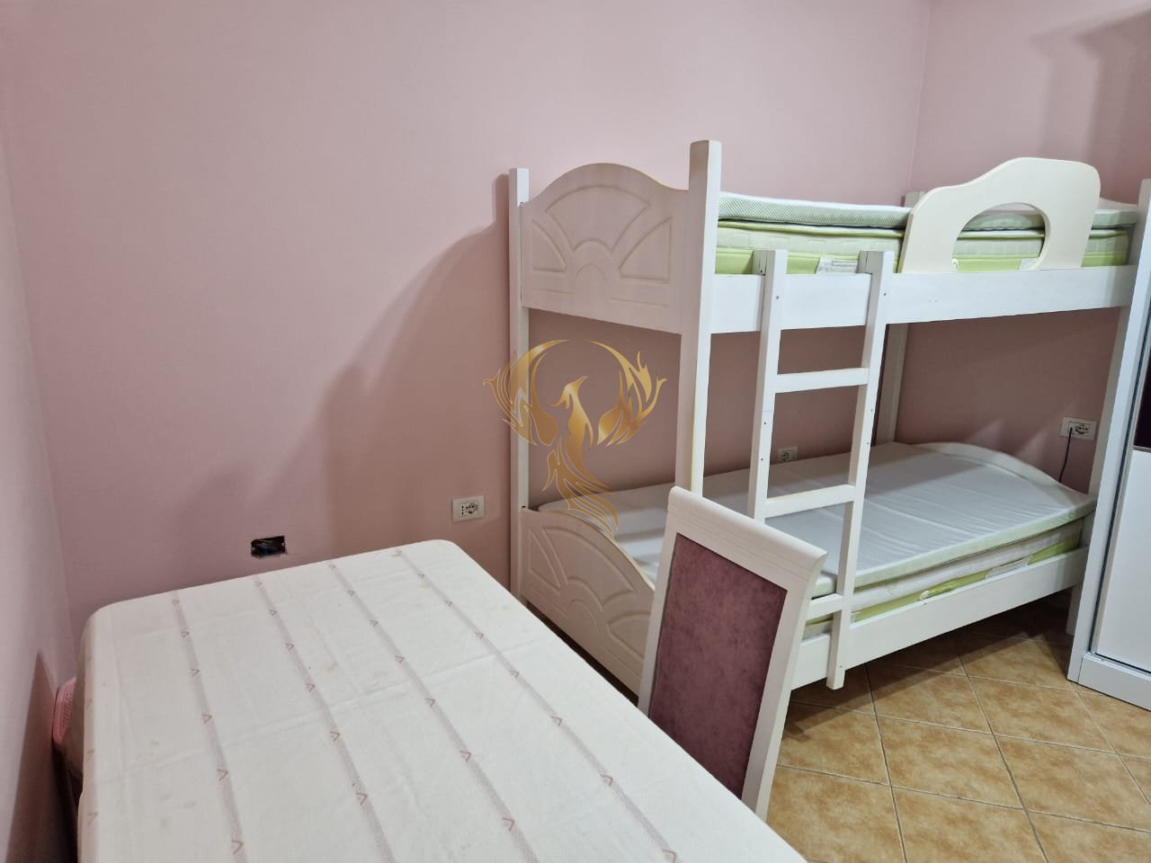 Jepet me qera apartamet 3+1+2+Bllk  prane Zogut te Zi.