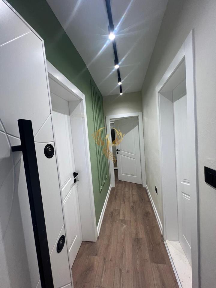 Shitet apartament 1+1 tek 21 Dhjetori