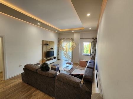 Jepet me qira super apartament 2+1+2+Bllk tek Liqeni i Thate