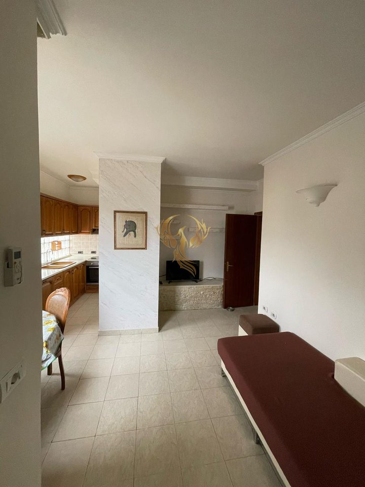 Appartamento 2+1 in affitto in via Petronini Luarasi
