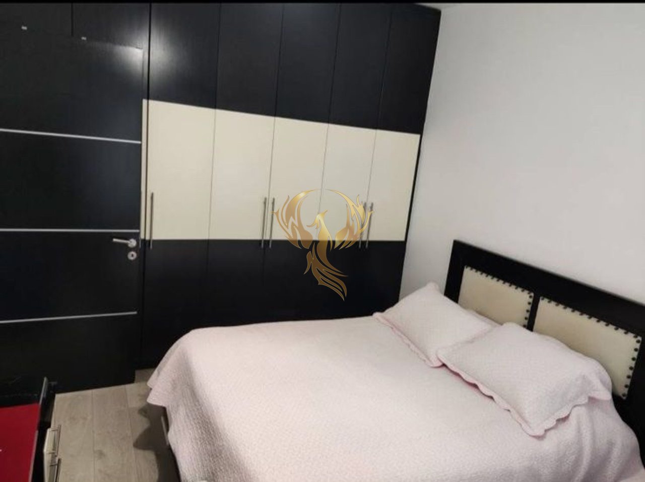 Jepet me qera apartament 2+1 në Yzberisht