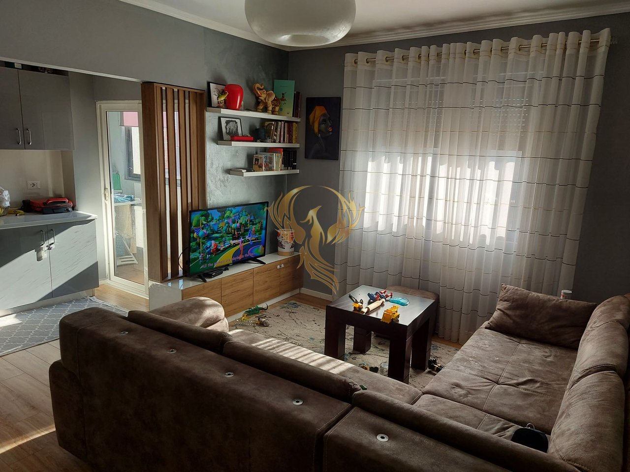 Jepet me qera apartament 2+1 tek Pediatria