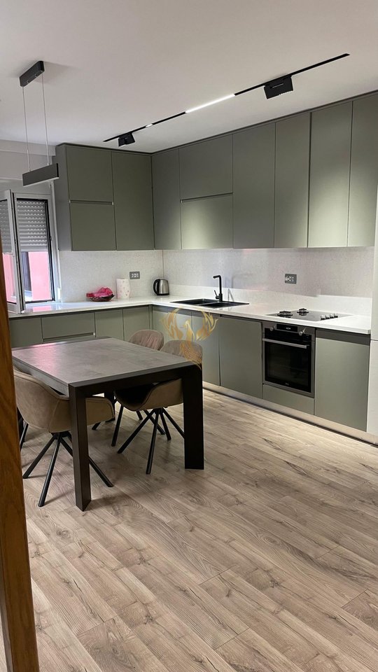 Jepet me qera apartament 2+1+Bllk Yzberisht