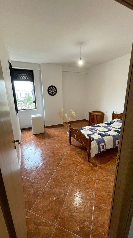 Jepet me qera apartament 2+1+Bllk Yzberisht