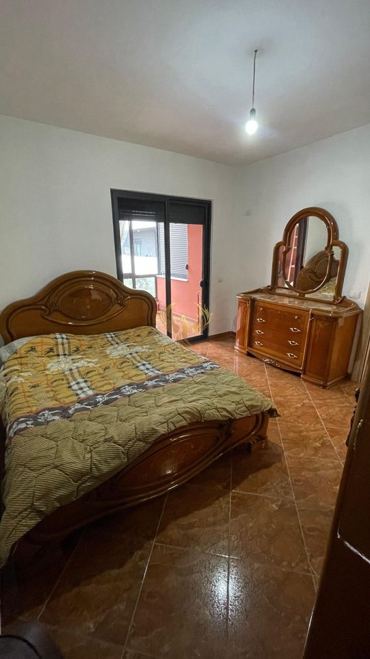 Jepet me qera apartament 2+1+Bllk Yzberisht