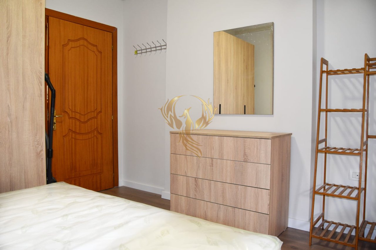 Jepet me qera Apartament 1+1+Bllk tek Komuna Parisit