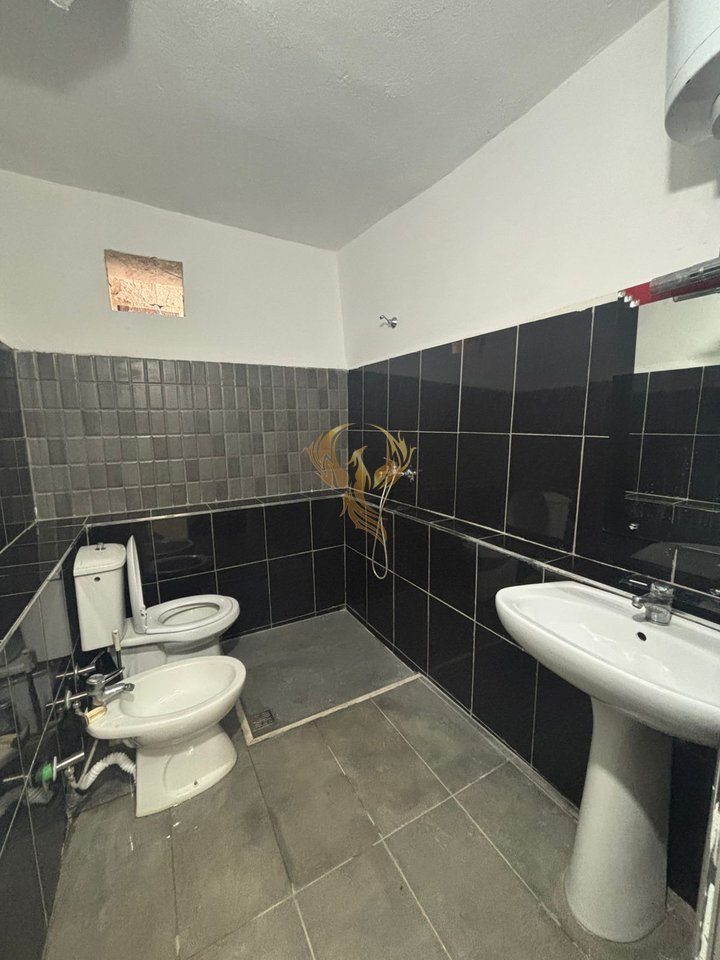 1+1 entrance for rent in Selit