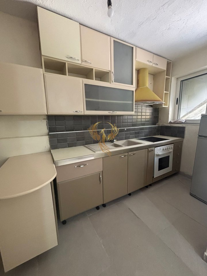1+1 entrance for rent in Selit
