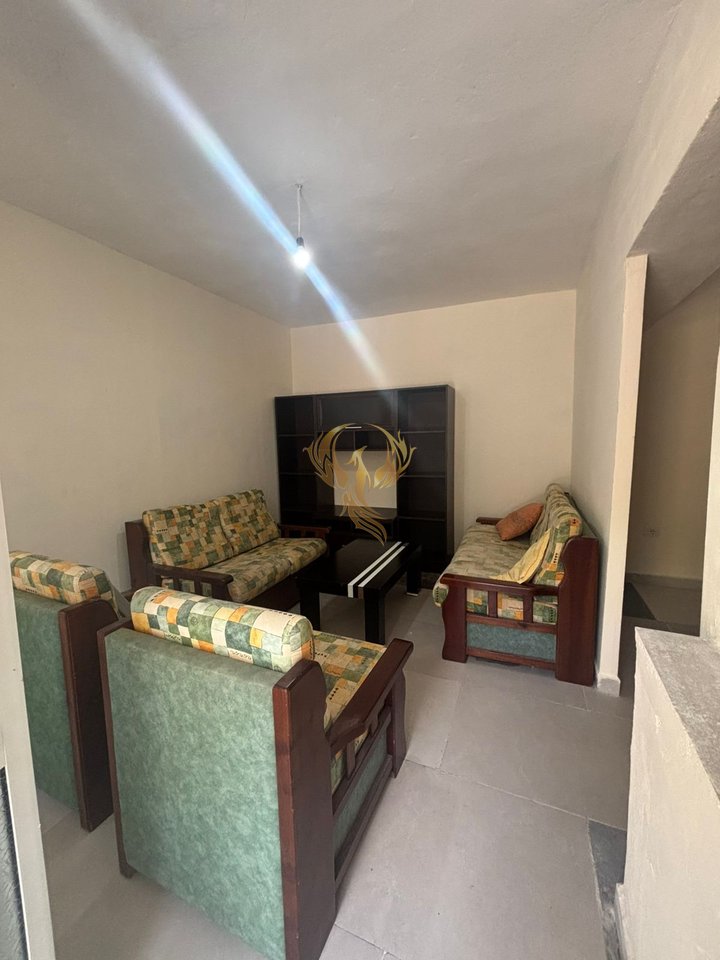 1+1 entrance for rent in Selit
