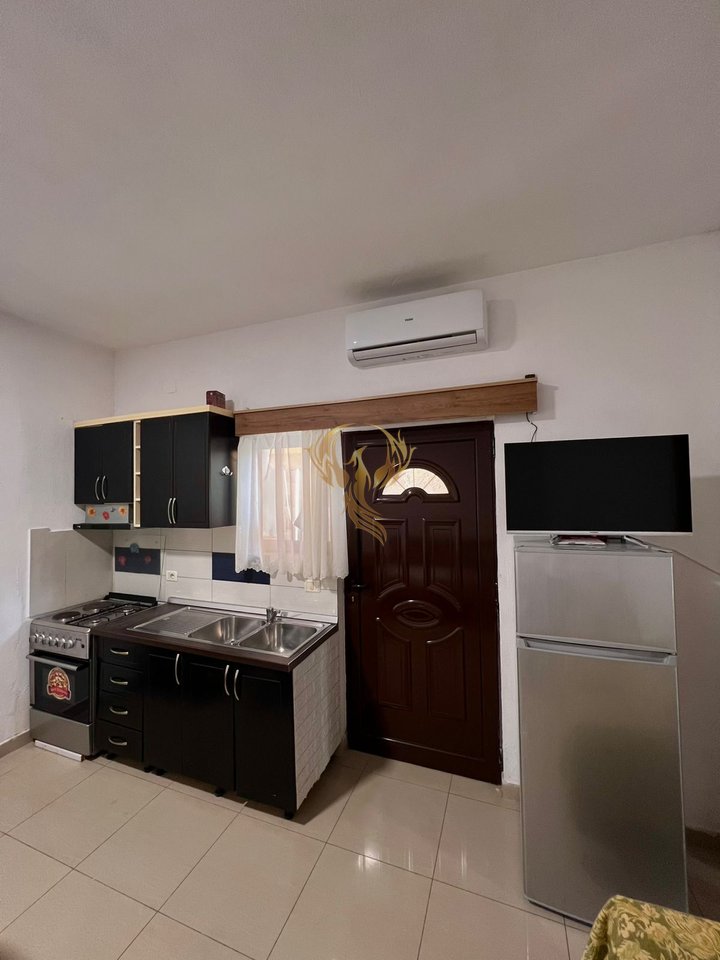For rent: 1+1 entrance + Block in Lapraka