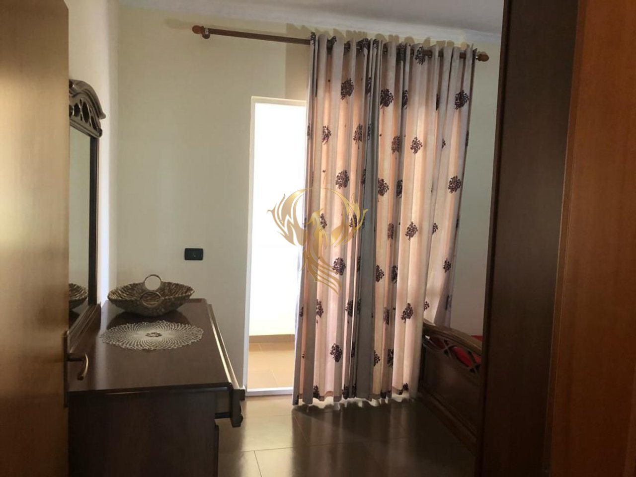 Appartamento 2+1 in affitto in Via E Dibres