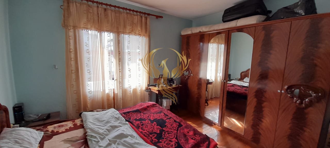 Jepet me qira hyrje 2+1 ne Allias