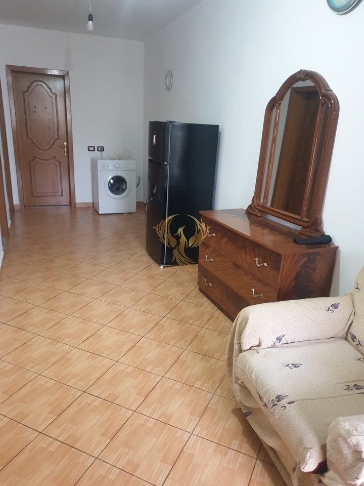 Jepet me qira hyrje 2+1 ne Allias