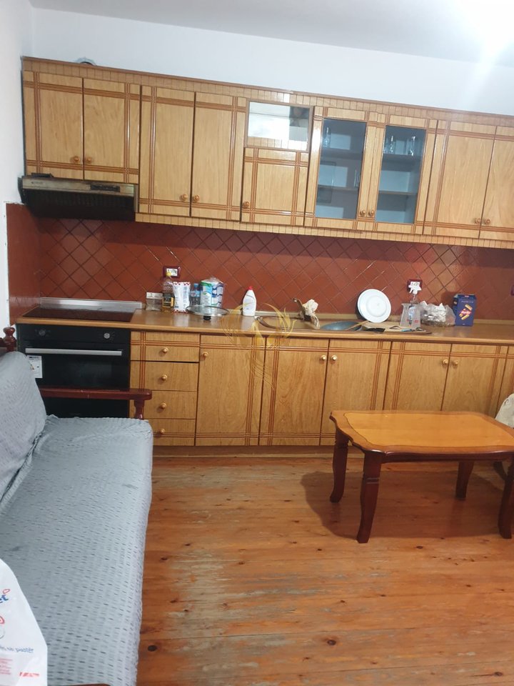 Jepet me qira hyrje 2+1 ne Allias