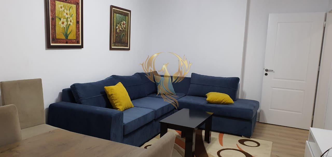 Jepet me qera Apartament 2+1 ne Brryl