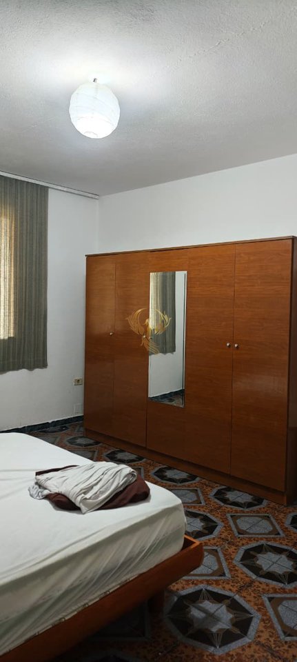 Affittasi ingresso 2+1, Città Studenti