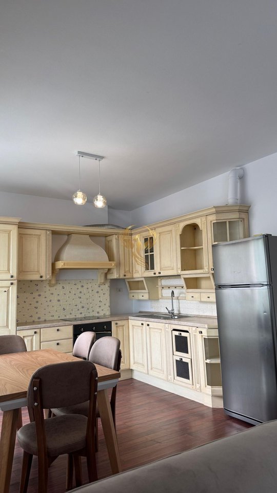 Jepet me qera Apartament 2+1 tek Kodra E Diellit